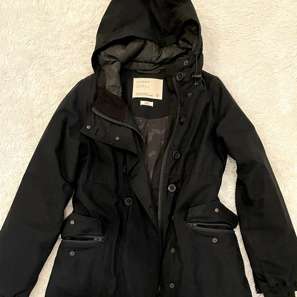 Aritzia Community Hemp & Recycled Parka Jacket - Picture 1 of 6